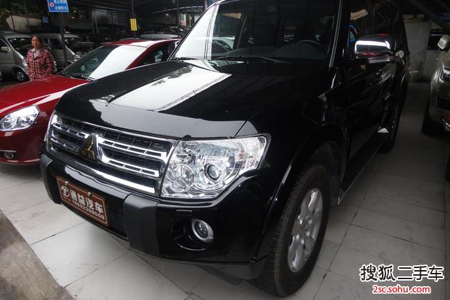 三菱帕杰罗3.0L GLS 自动 四驱