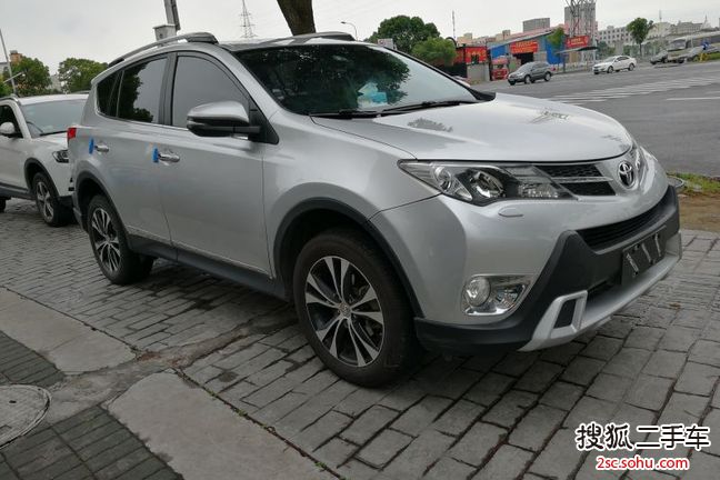 丰田RAV42013款2.0L CVT四驱风尚版 