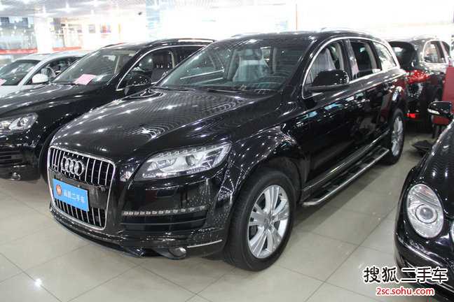 奥迪Q73.0TFSI 舒适型(H)