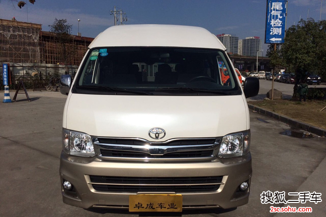 丰田HIACE2011款2.7L 自动豪华版13座