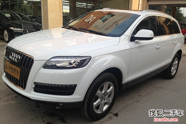 奥迪Q72013款35 TFSI 进取型