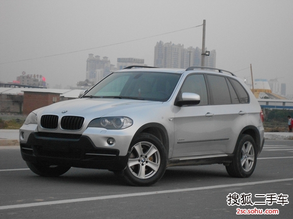 宝马X5xDrive3.0si 豪华型