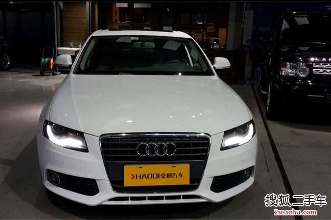 奥迪A4L2.0TFSI  标准型