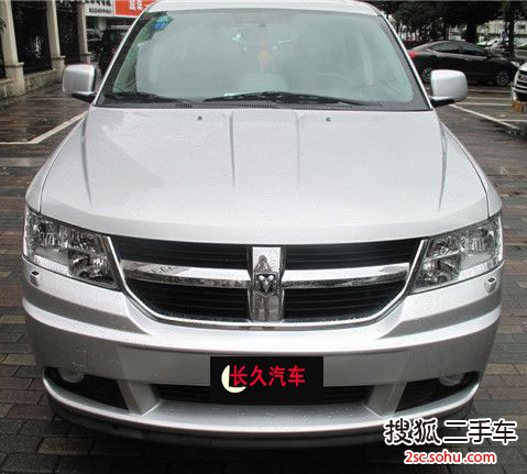 道奇酷威2011款2.7L 手自一体 豪华导航型