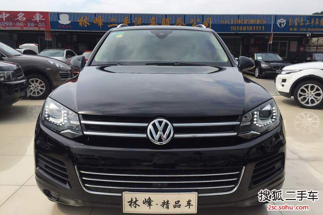 大众途锐2014款3.0TSI V6 黑色探险者 