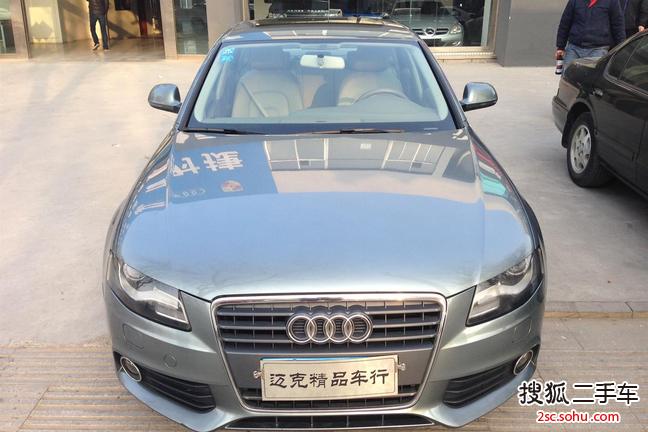 奥迪A4L2009款2.0TFSI 标准型