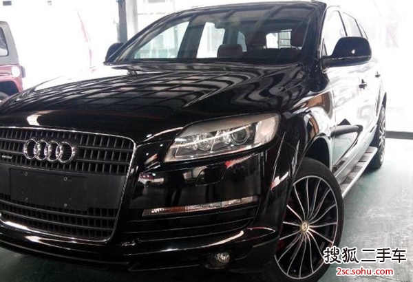 奥迪Q73.6FSI quattro 技术型风尚版