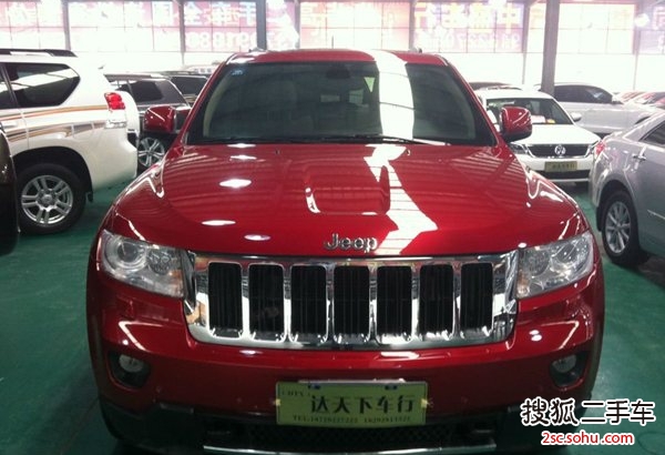 Jeep大切诺基2011款3.6L 豪华导航版