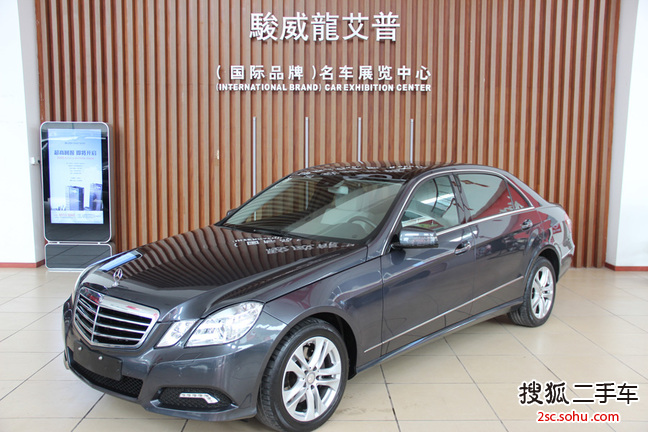 奔驰E级长轴距E300L