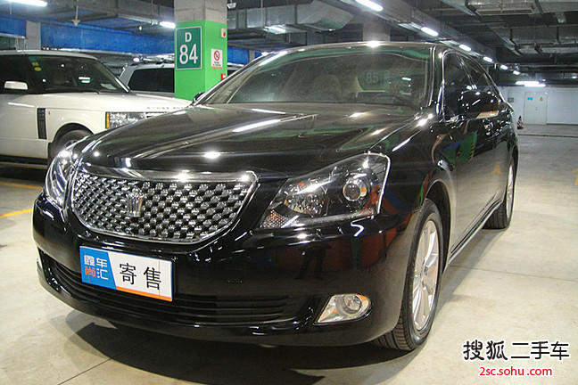 丰田皇冠V6 2.5 Royal Saloon