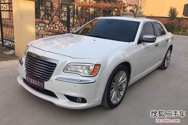 克莱斯勒3002013款300C 3.6L 尊崇版