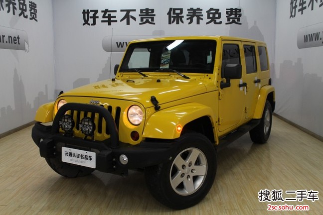 Jeep牧马人四门版2011款3.8L 撒哈拉