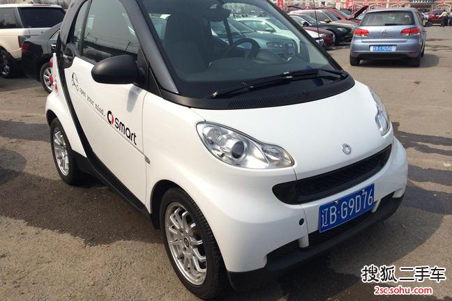 smartfortwo1.0 MHD 硬顶标准版