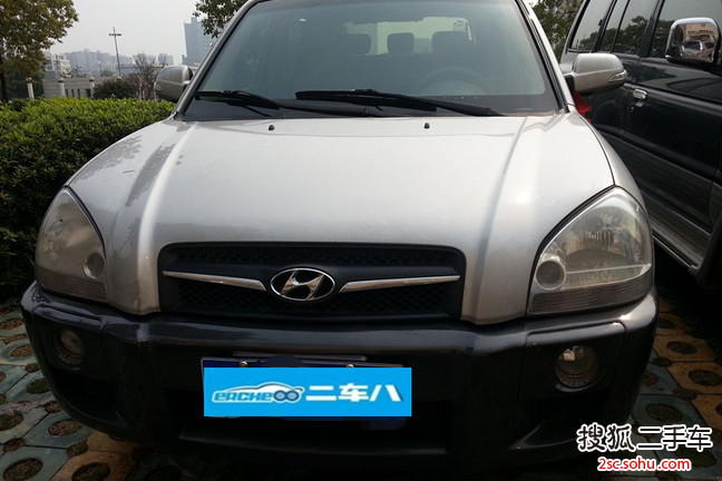 现代途胜2009款2.0GL 自动舒适型 2WD(天窗)