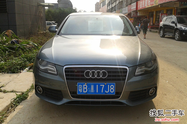 奥迪A4L2010款2.0TFSI 舒适型