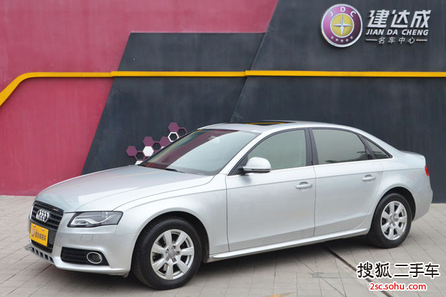 奥迪A4L2011款2.0TFSI 舒适型