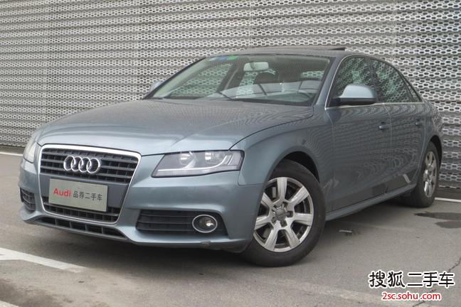 奥迪A4L2009款2.0TFSI 标准型