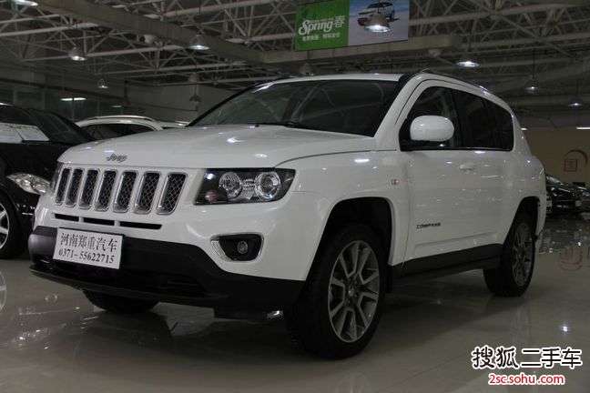 Jeep指南者2013款2.4L 四驱都市版