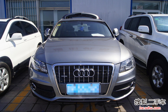 奥迪Q52010款2.0TFSI 豪华型