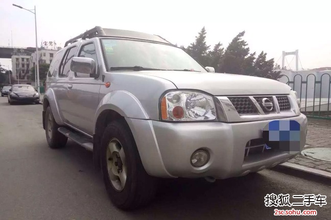 日产帕拉丁2004款PALADIN XE 4×4 4WD