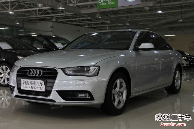 奥迪A4L2013款35 TFSI(2.0T)自动舒适型