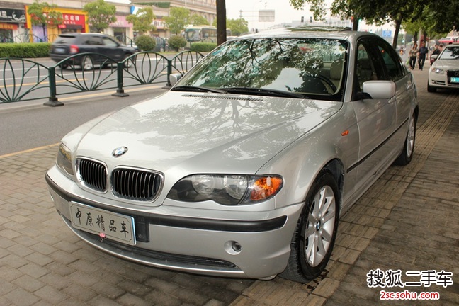 宝马3系2004款325i