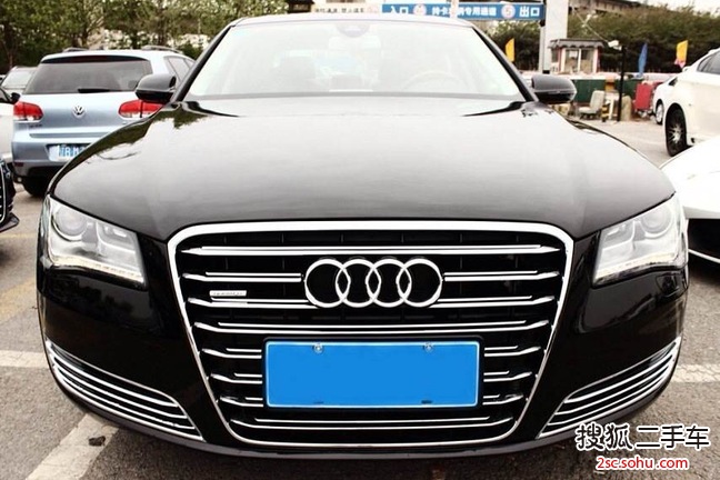 奥迪A8L2013款45 TFSI quattro豪华型