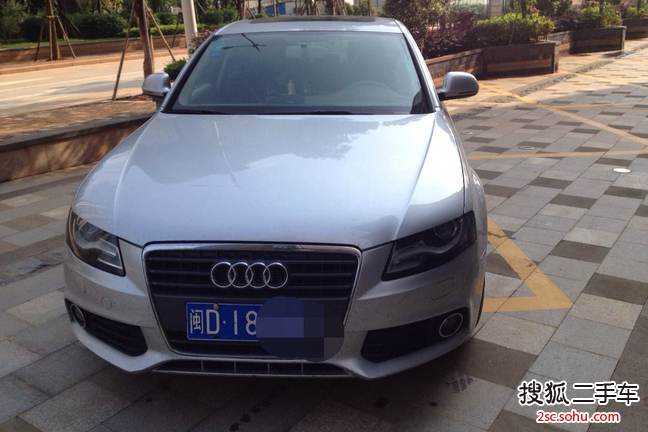 奥迪A4L2009款2.0TFSI 标准型