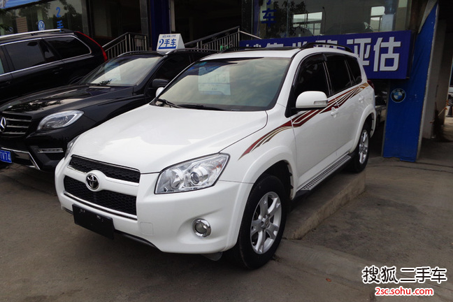 丰田RAV42012款2.0L 自动四驱版