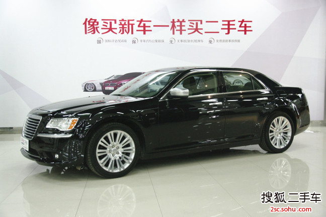 克莱斯勒3002013款300C 3.6L 尊崇版