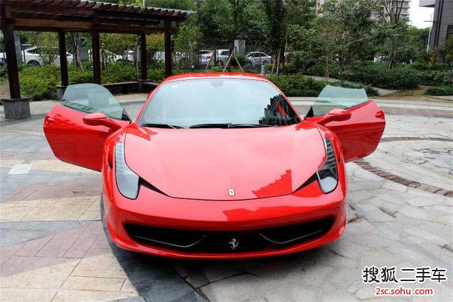 法拉利4582011款4.5L Italia