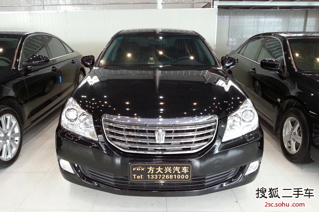 丰田皇冠2010款2.5L Royal 真皮天窗导航版 