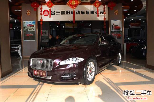 捷豹XJ2014款XJL 2.0T 两驱典雅商务版