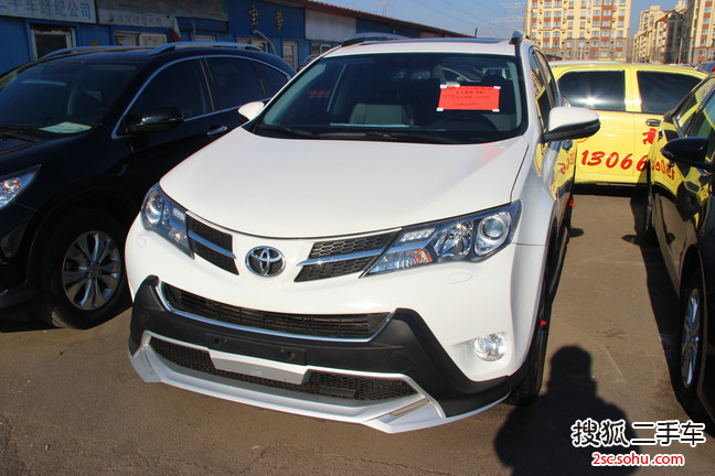 丰田RAV42013款2.5L 自动四驱豪华版 