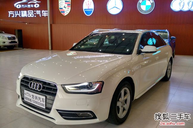 奥迪A4L2012款2.0TFSI 标准型