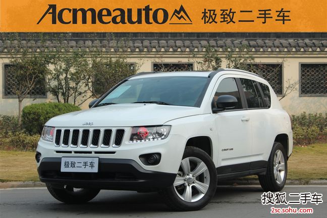 Jeep指南者2013款2.0L 两驱运动版