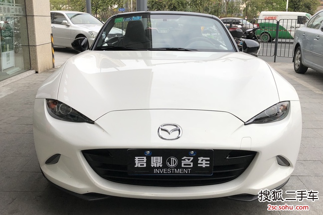 马自达MX-52018款2.0L RF 珍珠白