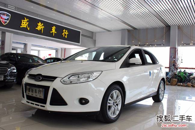 福特福克斯三厢2012款1.6L 自动舒适型