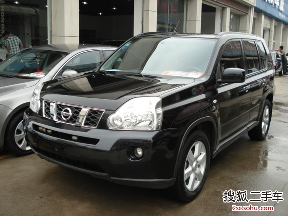 日产奇骏2012款2.5L XV 尊享版 CVT 四驱