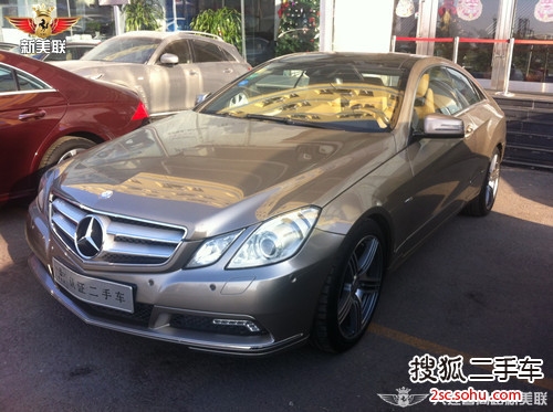 奔驰E级双门2010款E260 coupe