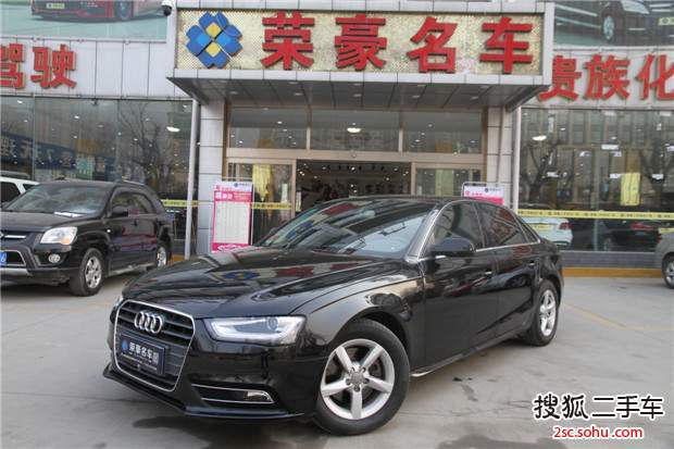 奥迪A4L2013款35 TFSI 自动标准型