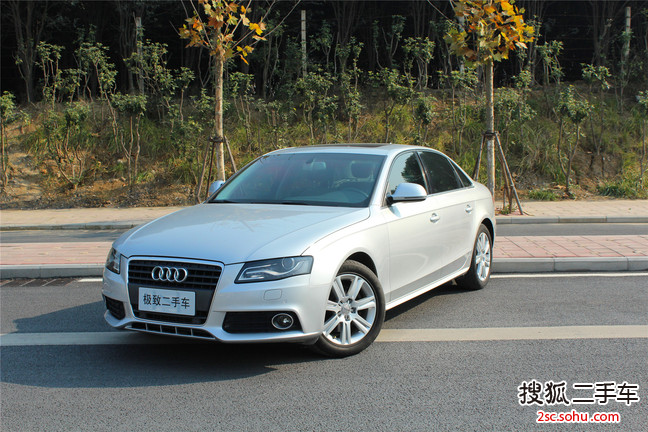 奥迪A4L2010款2.0TFSI 豪华型