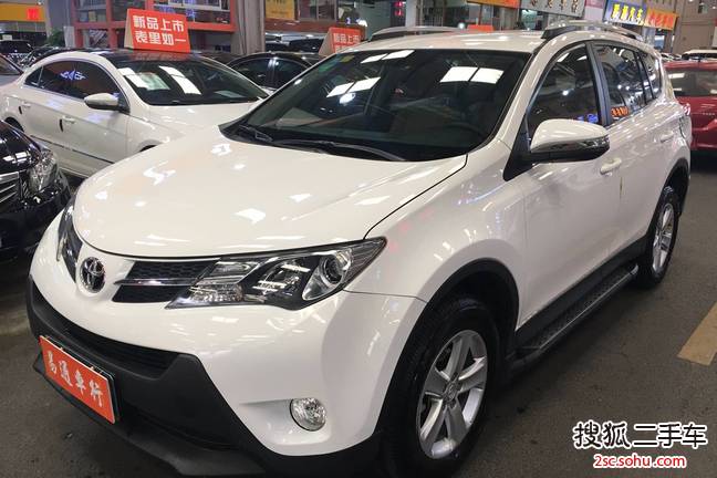 丰田RAV42015款2.0L CVT两驱都市版