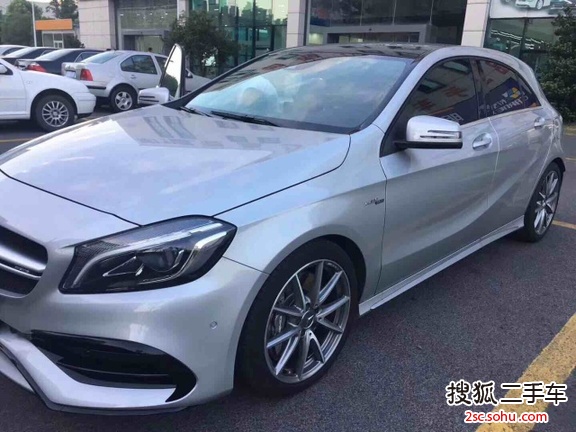 奔驰A45 AMG2017款A 45 AMG 4MATIC