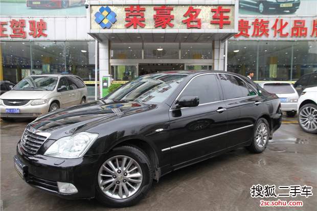 丰田皇冠2009款2.5L Royal特别导航版