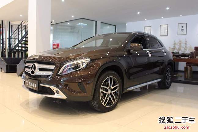 奔驰CLA级2016款CLA 220 4MATIC