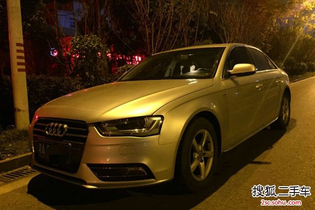 奥迪A4L2013款35 TFSI 自动舒适型