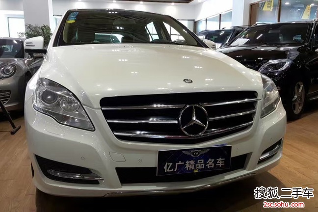 奔驰R级2011款R350L 4MATIC