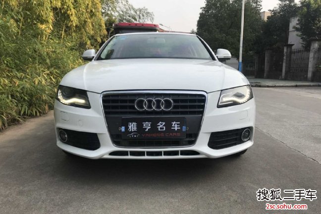 奥迪A4L2012款2.0TFSI 舒适型