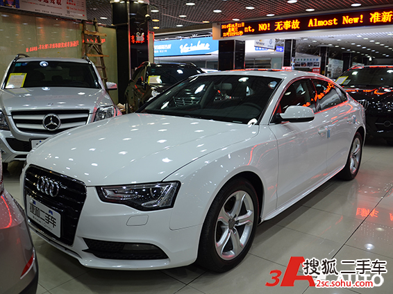 奥迪S5掀背2010款3.0T 豪华型